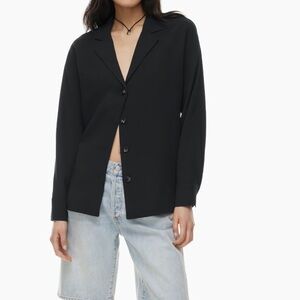 NWT Aritzia Wilfred color Black Freeform Shirt